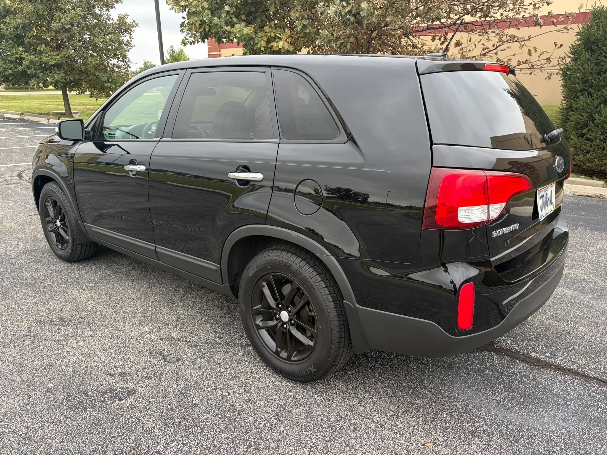 Used 2014 Kia Sorento LX FWD image 3