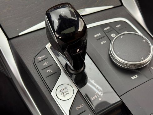 Used 2022 BMW M440i Coupe w/ Premium Package image 29