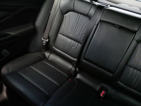 Used 2026 Buick Envista Avenir FWD image 12