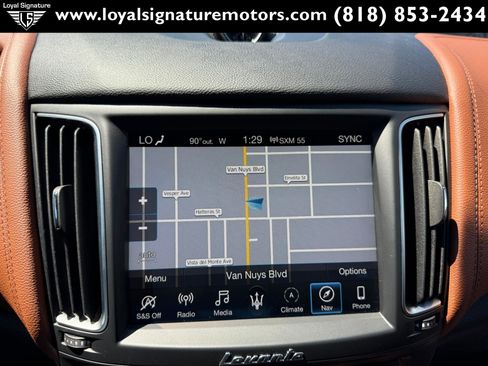 Used 2019 Maserati Levante image 28