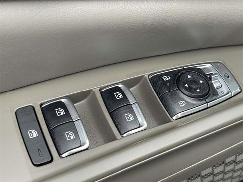 New 2026 Kia Carnival EX image 29