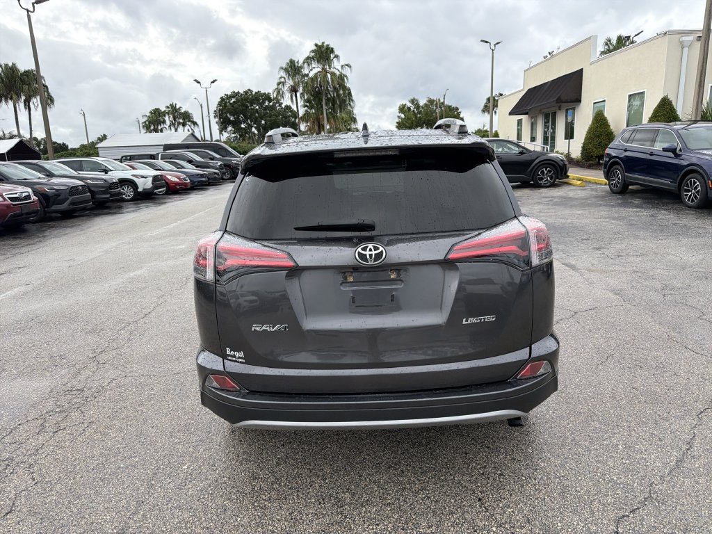 Used 2018 Toyota RAV4 Limited FWD image 5