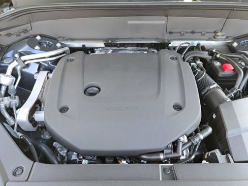 New 2026 Volvo XC90 B6 Ultra w/ Protection Package AWD/4WD image 9
