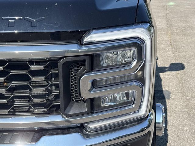 New 2026 Ford F350 Lariat AWD/4WD image 10