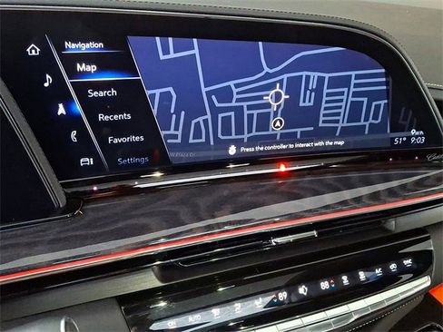 Used 2022 Cadillac Escalade Premium Luxury w/ Performance Package image 15