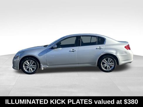 Used 2013 INFINITI G37 x w/ Premium Pkg image 5