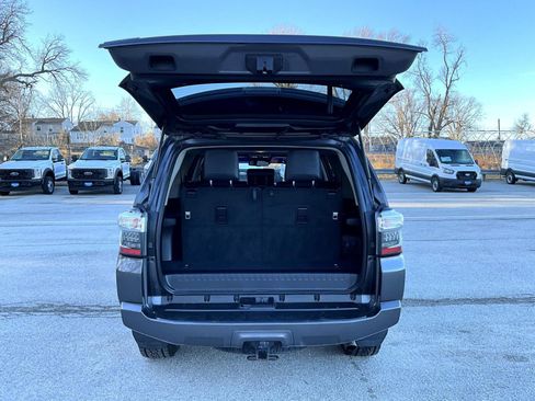 Used 2021 Toyota 4Runner SR5 Premium w/ Moonroof Package image 9