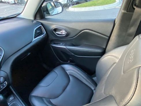 Used 2022 Jeep Cherokee Latitude Lux image 27