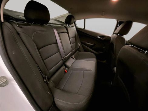 Used 2016 Chevrolet Cruze LT w/ Convenience Package FWD image 27
