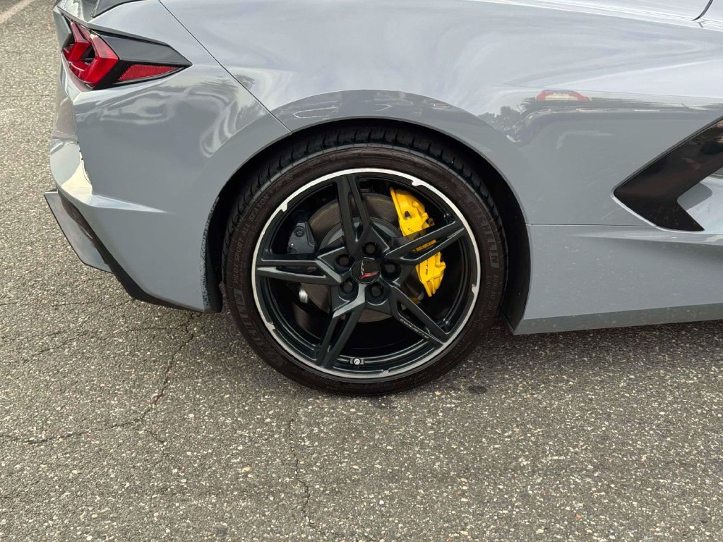Used 2025 Chevrolet Corvette Stingray Preferred Cpe w/ 2LT RWD image 10
