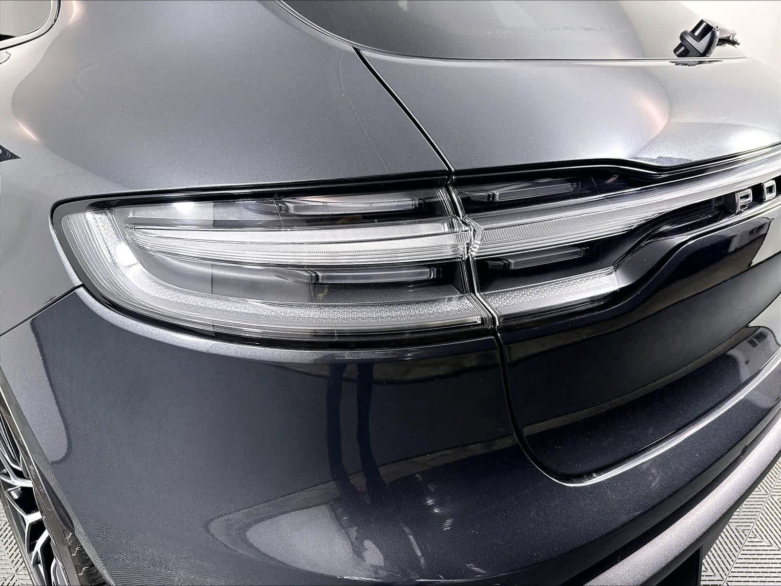 Certified 2023 Porsche Macan S AWD/4WD image 29