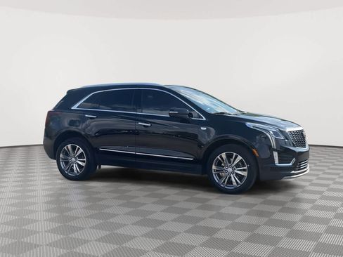 Used 2024 Cadillac XT5 Premium Luxury AWD/4WD image 2