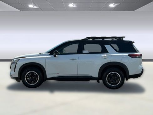 New 2026 Nissan Pathfinder Rock Creek AWD/4WD image 2