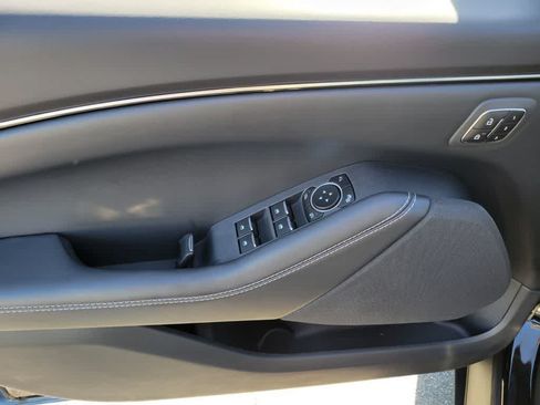 Certified 2025 Ford Mustang Mach-E Select w/ Comfort Package Lite AWD/4WD image 18