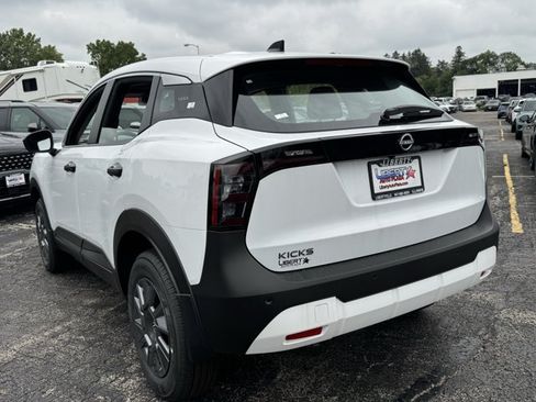 New 2026 Nissan Kicks S FWD image 18