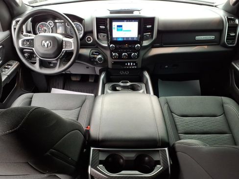 Used 2025 RAM 1500 Big Horn AWD/4WD image 8