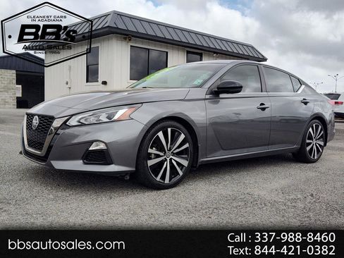 Used 2020 Nissan Altima 2.5 SR w/ Premium Package image 1