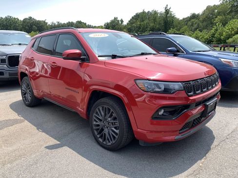 Used 2023 Jeep Compass Limited AWD/4WD image 1