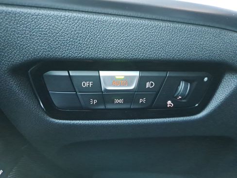 New 2026 BMW 330i Sedan w/ M Sport Package image 26