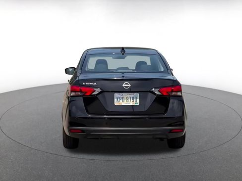 Used 2025 Nissan Versa SV FWD image 10