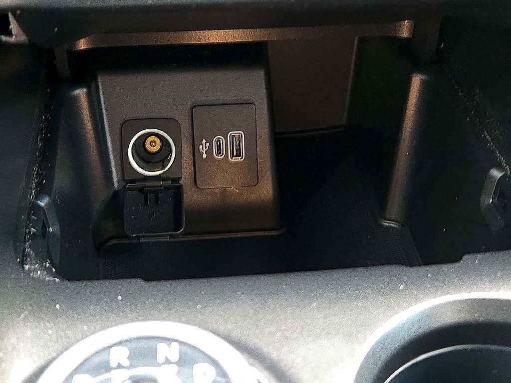 Used 2025 Ford Explorer ST AWD/4WD image 19