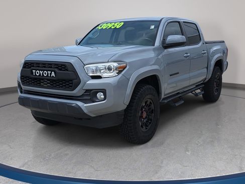 Used 2021 Toyota Tacoma SR5 RWD image 1