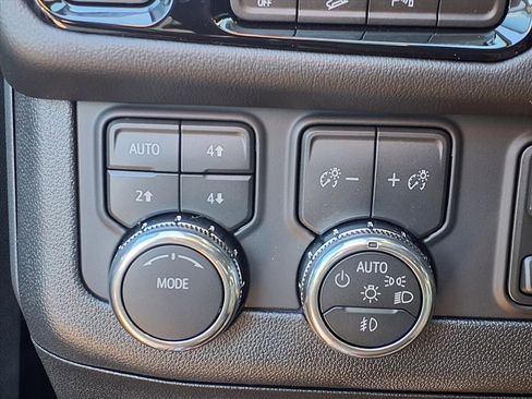 New 2026 GMC Yukon XL Elevation w/ Elevation Premium Package image 8