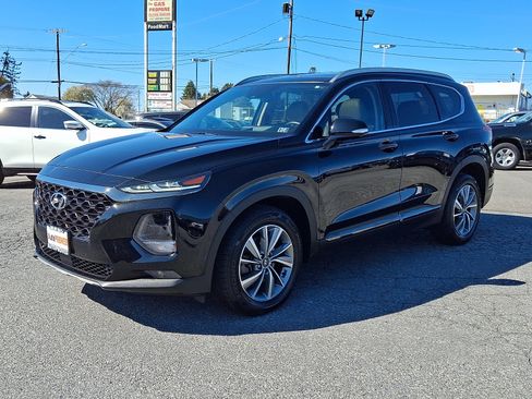 Used 2019 Hyundai Santa Fe AWD image 3