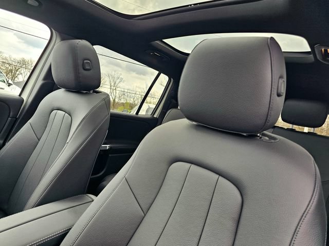 New 2026 Mercedes-Benz GLB 250 4MATIC image 18
