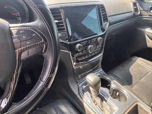 Used 2019 Jeep Grand Cherokee Limited w/ Luxury Group II RWD image 12