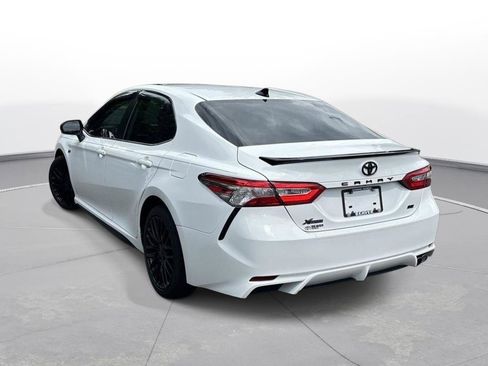 Used 2020 Toyota Camry SE FWD image 22