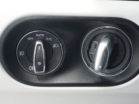 Used 2017 Porsche Macan S image 27