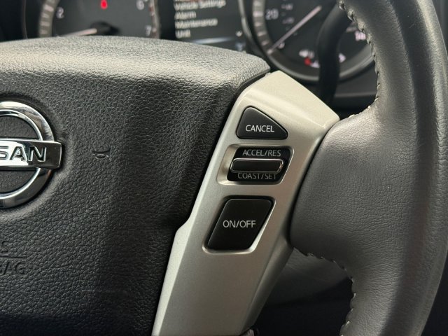 Used 2017 Nissan Titan PRO-4X AWD/4WD image 12