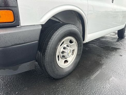 Certified 2023 Chevrolet Express 3500 LS RWD image 9