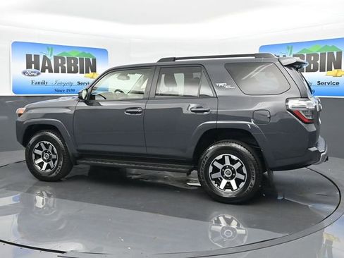 Used 2024 Toyota 4Runner TRD Off-Road image 3