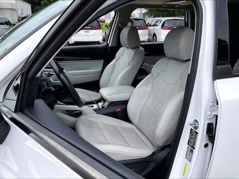 Used 2022 Kia Telluride EX w/ EX Premium Package AWD/4WD image 8