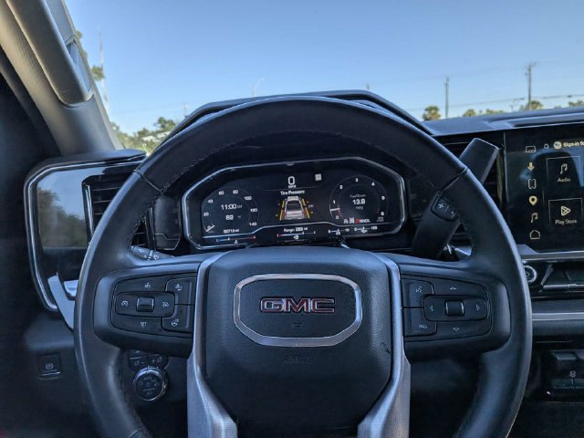 Used 2025 GMC Sierra 1500 SLT AWD/4WD image 19
