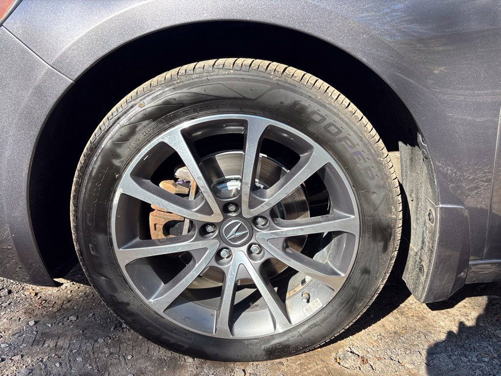 Used 2017 Acura TLX w/ Technology Package FWD image 11