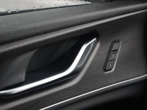 New 2025 Jeep Grand Cherokee Limited w/ Trailer Tow Package image 45