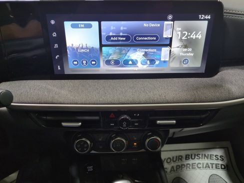 Used 2025 Nissan Kicks SV w/ SV Premium Package AWD/4WD image 20