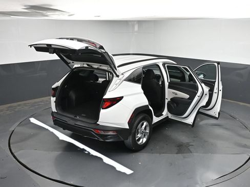 Used 2024 Hyundai Tucson SEL AWD/4WD image 43