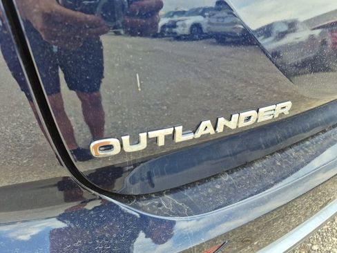 New 2026 Mitsubishi Outlander SEL FWD image 69