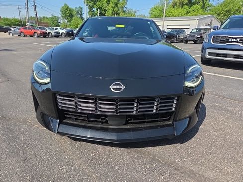 Used 2024 Nissan Z Performance w/ Floor Mat Package RWD image 2