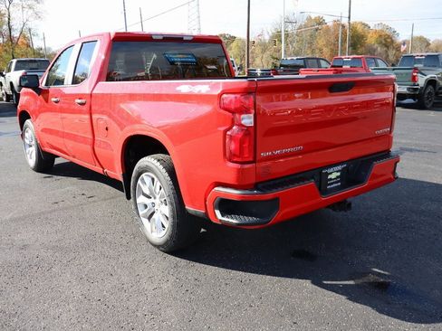Used 2021 Chevrolet Silverado 1500 Custom image 3
