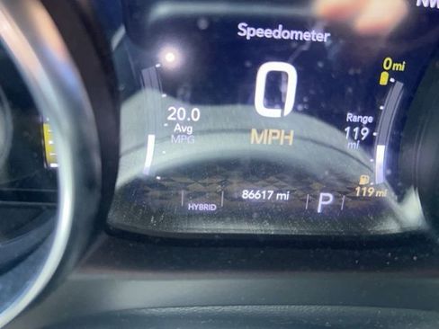 Used 2023 Jeep Wrangler Unlimited Sahara AWD/4WD image 9