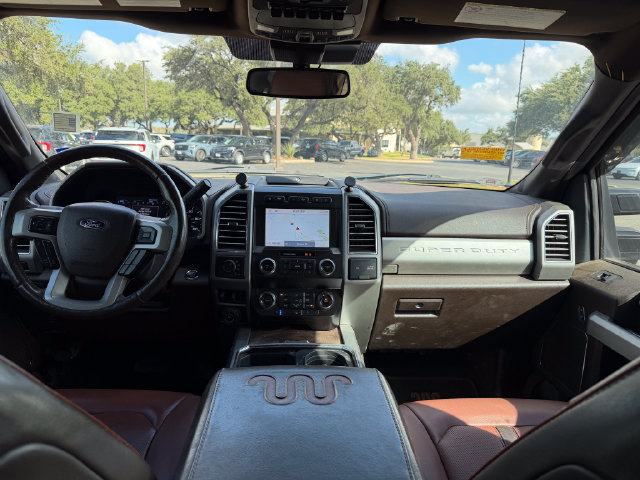 Used 2021 Ford F350 King Ranch w/ King Ranch Ultimate Package AWD/4WD image 16