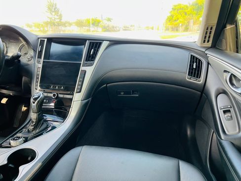 Used 2020 INFINITI Q50 Luxe RWD image 15