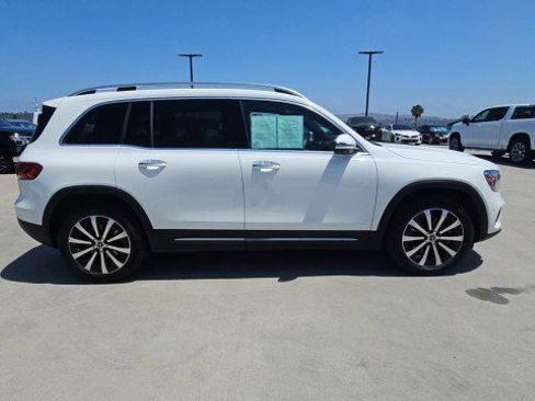 Used 2023 Mercedes-Benz GLB 250 image 9