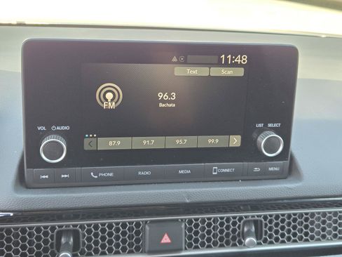 Used 2025 Honda Civic Sport image 9