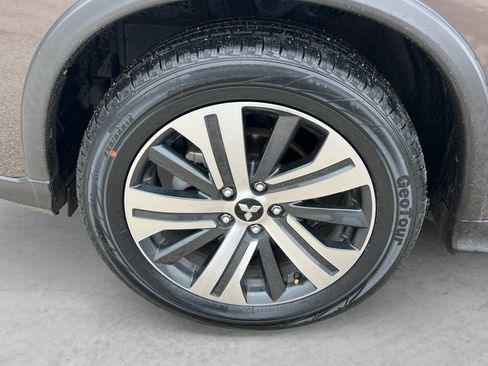 Used 2021 Mitsubishi Outlander Sport SE FWD image 23